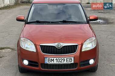 Хэтчбек Skoda Fabia 2008 в 