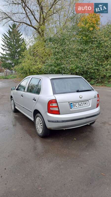Хетчбек Skoda Fabia 2001 в Рівному фото 6 Хетчбек Skoda Fabia 2001 в Рівному