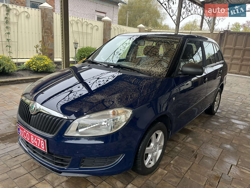 Универсал Skoda Fabia 2011 в Ахтырке фото 4 Универсал Skoda Fabia 2011 в Ахтырке