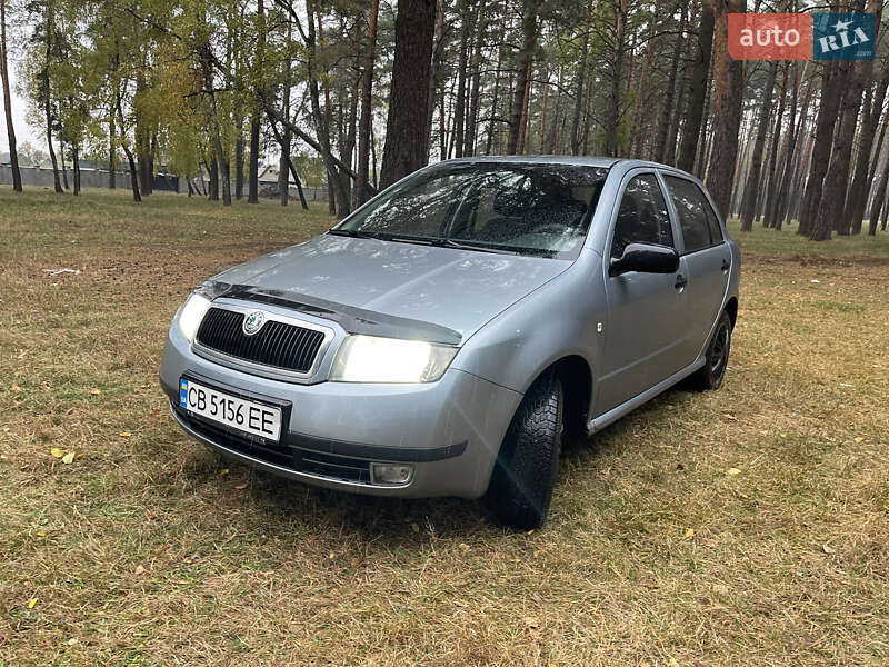 Хетчбек Skoda Fabia 2004 в Чернігові