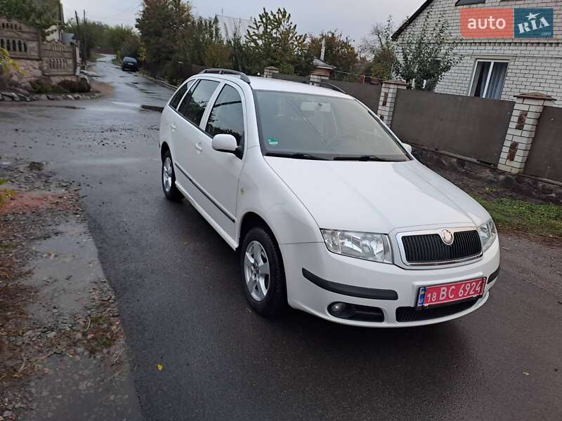 Универсал Skoda Fabia 2006 в Решетиловке