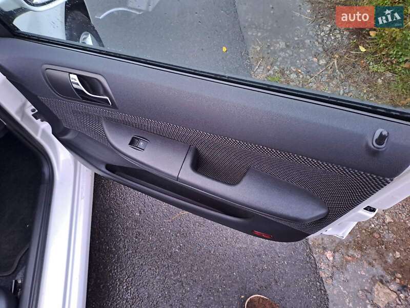 Универсал Skoda Fabia 2006 в Решетиловке