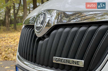 Хэтчбек Skoda Fabia 2013 в 