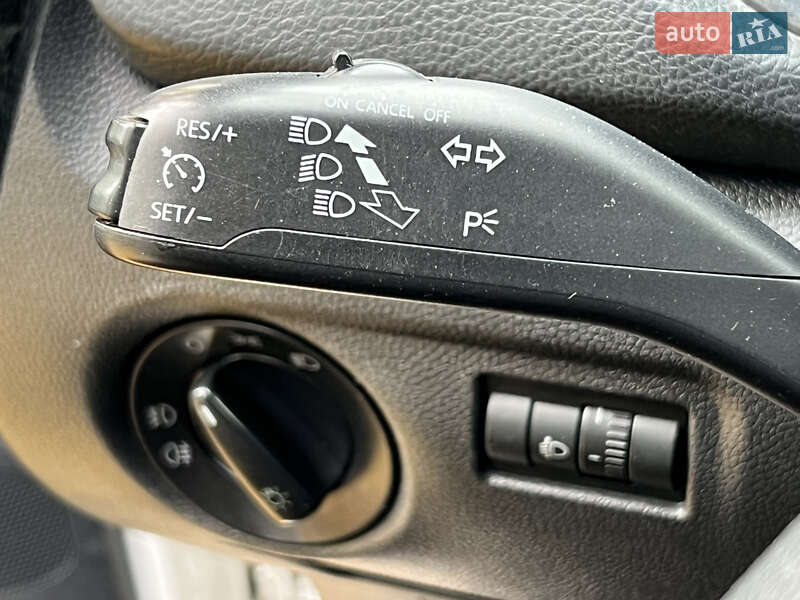 Хетчбек Skoda Fabia 2013 в Чернівцях