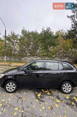 Универсал Skoda Fabia 2010 в 