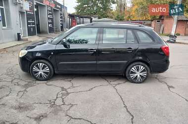 Универсал Skoda Fabia 2009 в Чернигове