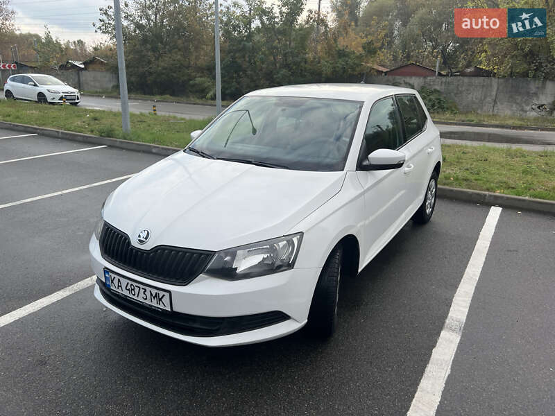 Хэтчбек Skoda Fabia 2017 в Киеве фото 3 Хэтчбек Skoda Fabia 2017 в Киеве