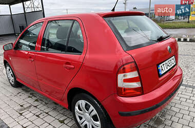 Хетчбек Skoda Fabia 2006 в  фото 5 Хетчбек Skoda Fabia 2006 в