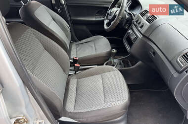 Хэтчбек Skoda Fabia 2012 в 