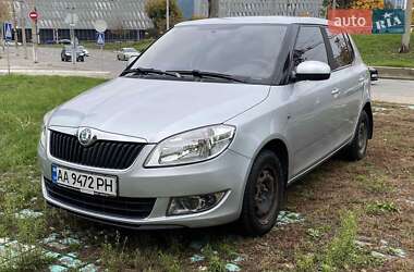 Хэтчбек Skoda Fabia 2011 в Киеве
