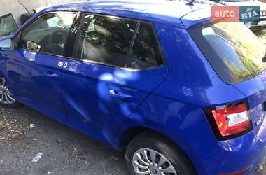 Хэтчбек Skoda Fabia 2021 в 