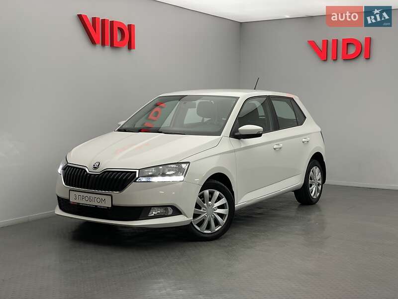 Хетчбек Skoda Fabia 2018 в  фото Хетчбек Skoda Fabia 2018 в
