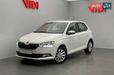 Хетчбек Skoda Fabia 2018 в  Хетчбек Skoda Fabia 2018 в