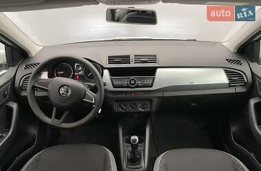 Хетчбек Skoda Fabia 2018 в  фото 9 Хетчбек Skoda Fabia 2018 в