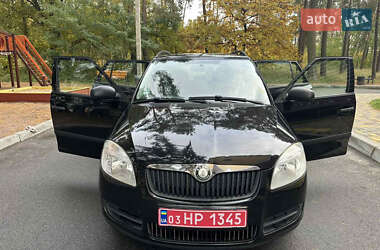 Універсал Skoda Fabia 2009 в Чернігові