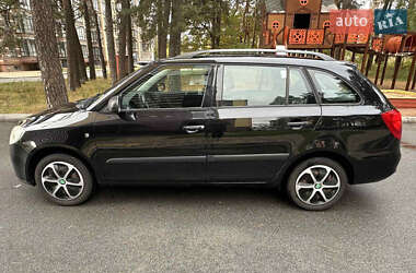 Универсал Skoda Fabia 2009 в 