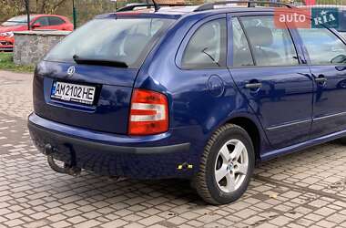 Хэтчбек Skoda Fabia 2006 в  фото 16 Хэтчбек Skoda Fabia 2006 в