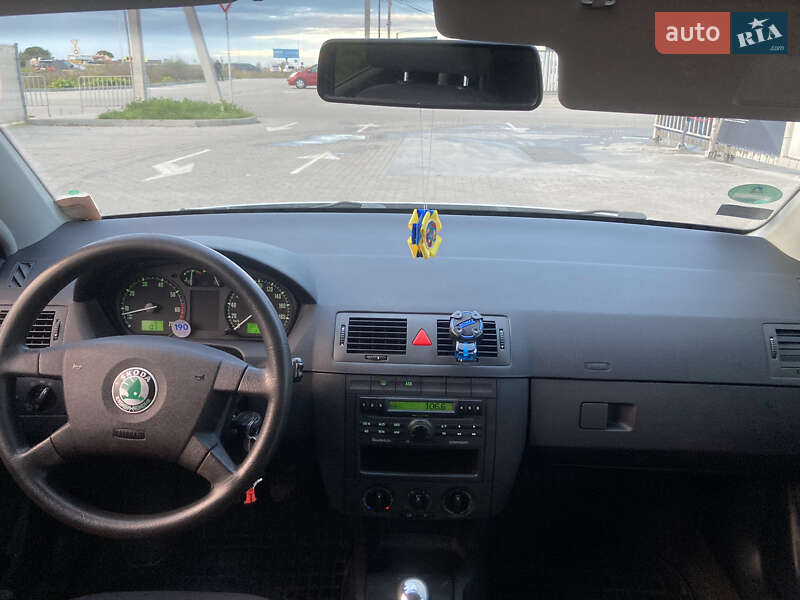 Універсал Skoda Fabia 2003 в Львові