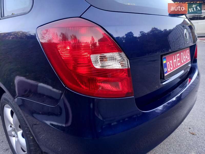 Універсал Skoda Fabia 2009 в Львові