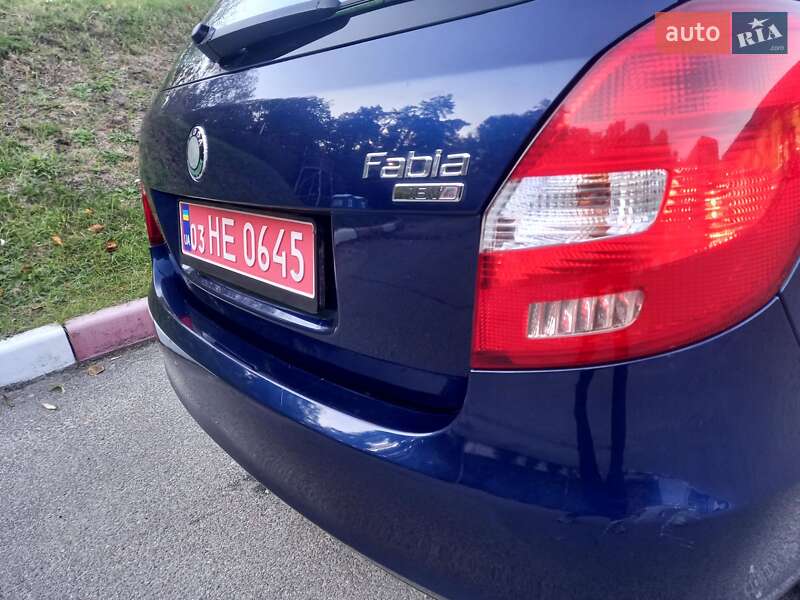 Універсал Skoda Fabia 2009 в Львові