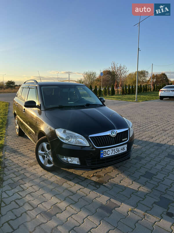 Универсал Skoda Fabia 2011 в Яворове фото Универсал Skoda Fabia 2011 в Яворове
