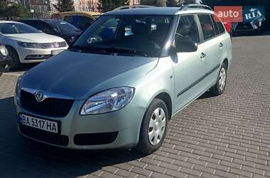 Универсал Skoda Fabia 2009 в Тернополе