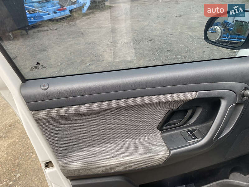 Універсал Skoda Fabia 2014 в Софіївській Борщагівці