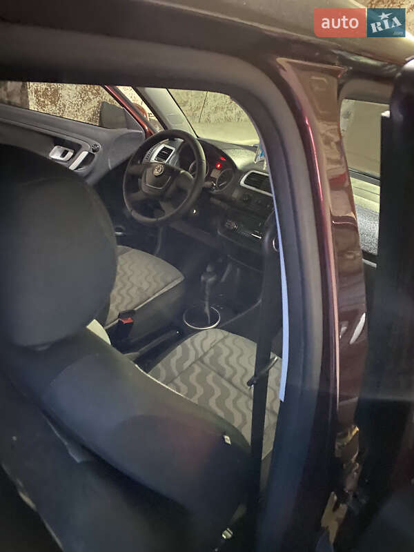 Хетчбек Skoda Fabia 2009 в Мукачевому фото 11 Хетчбек Skoda Fabia 2009 в Мукачевому