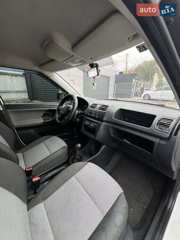 Хетчбек Skoda Fabia 2012 в Білій Церкві фото 15 Хетчбек Skoda Fabia 2012 в Білій Церкві