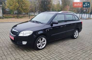 Универсал Skoda Fabia 2009 в Житомире