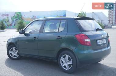 Хэтчбек Skoda Fabia 2007 в  фото 6 Хэтчбек Skoda Fabia 2007 в
