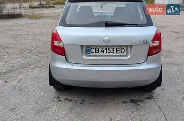 Хэтчбек Skoda Fabia 2008 в 