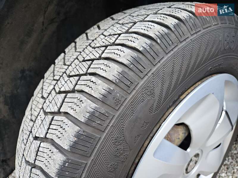 Хэтчбек Skoda Fabia 2009 в Шостке