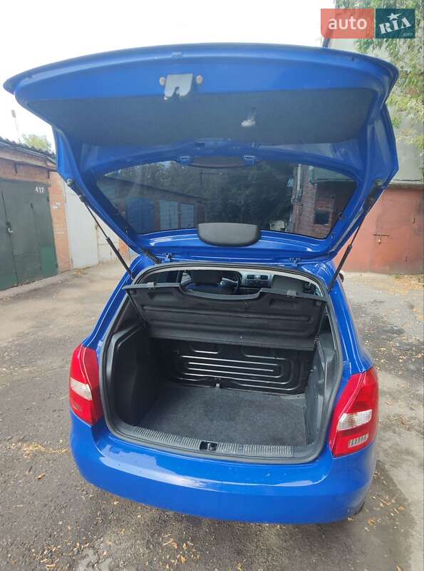 Хетчбек Skoda Fabia 2007 в Рівному фото 40 Хетчбек Skoda Fabia 2007 в Рівному