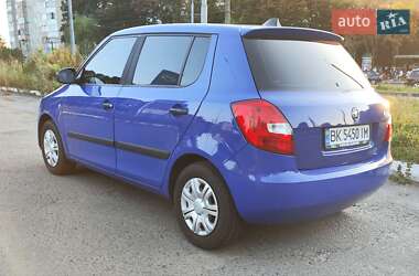 Хэтчбек Skoda Fabia 2007 в 
