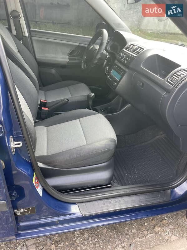 Хэтчбек Skoda Fabia 2011 в Желтых Водах фото 17 Хэтчбек Skoda Fabia 2011 в Желтых Водах