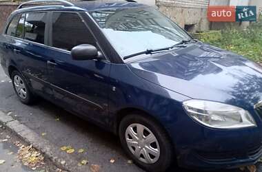 Универсал Skoda Fabia 2010 в Виннице