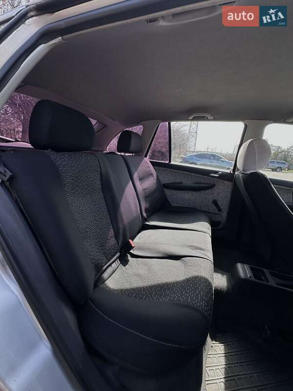 Універсал Skoda Fabia 2002 в Кривому Розі фото 8 Універсал Skoda Fabia 2002 в Кривому Розі