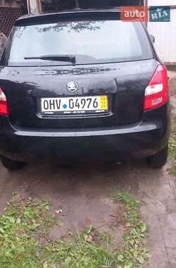 Хэтчбек Skoda Fabia 2009 в Нововолынске Хэтчбек Skoda Fabia 2009 в Нововолынске