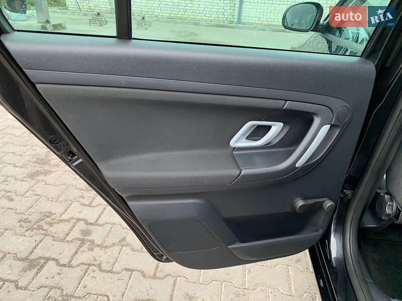 Универсал Skoda Fabia 2009 в Житомире фото 16 Универсал Skoda Fabia 2009 в Житомире