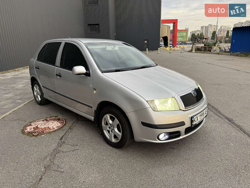 Хетчбек Skoda Fabia 2006 в Харкові
