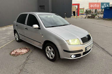 Хэтчбек Skoda Fabia 2006 в 