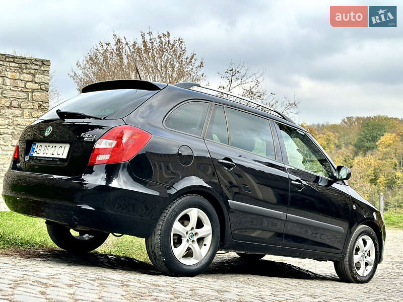 Универсал Skoda Fabia 2010 в Каменец-Подольском