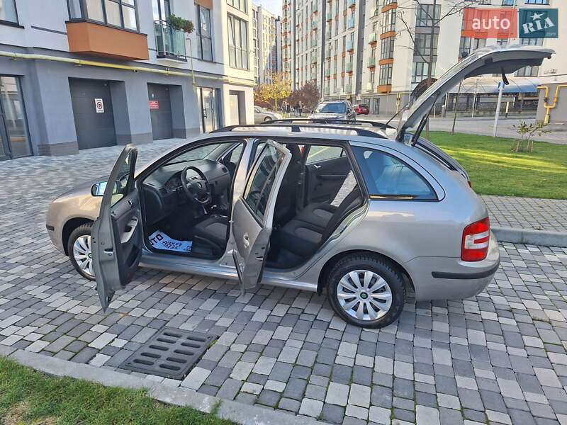 Универсал Skoda Fabia 2006 в Ивано-Франковске