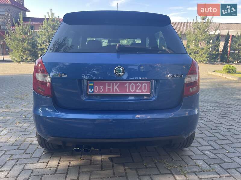 Хэтчбек Skoda Fabia 2011 в Золочеве