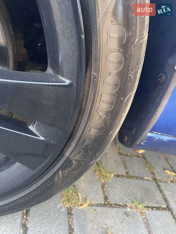 Хэтчбек Skoda Fabia 2011 в Золочеве