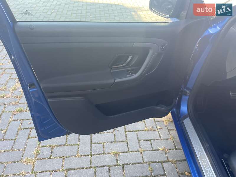 Хэтчбек Skoda Fabia 2011 в Золочеве