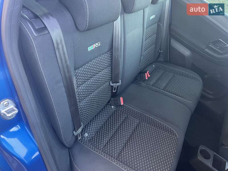 Хэтчбек Skoda Fabia 2011 в Золочеве