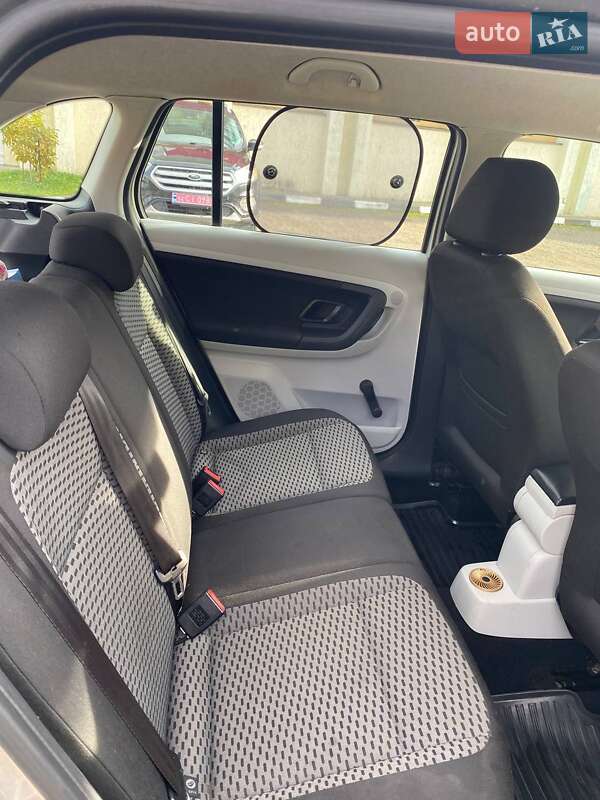 Универсал Skoda Fabia 2011 в Стрые фото 6 Универсал Skoda Fabia 2011 в Стрые
