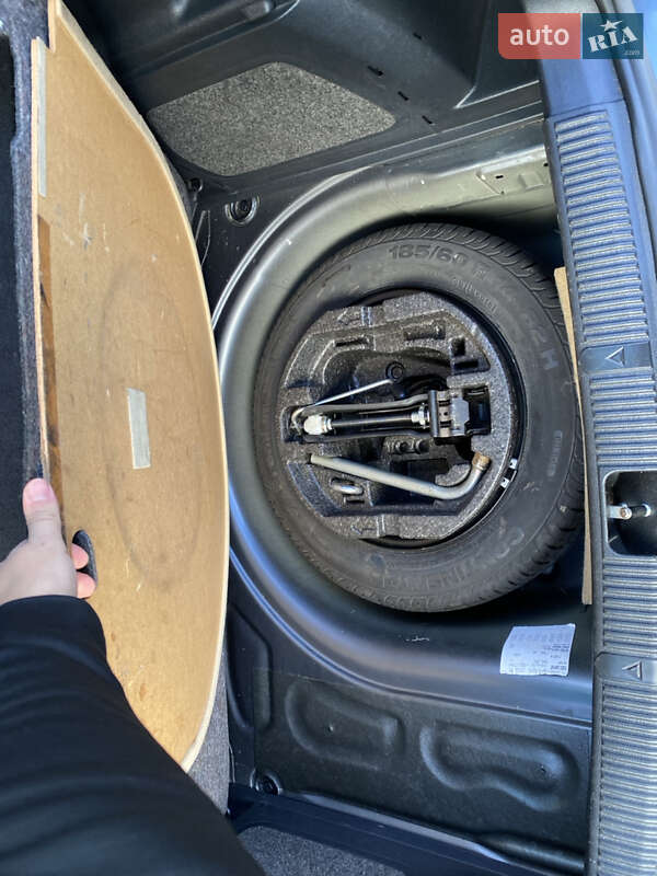 Хэтчбек Skoda Fabia 2008 в Самборе фото 66 Хэтчбек Skoda Fabia 2008 в Самборе